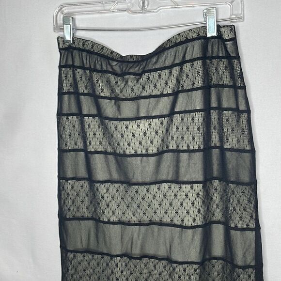 Express Black Sheer Lace Ruffle Peplum Pencil Skirt. Size Medium. - Picture 6 of 12